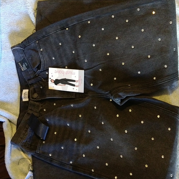 Simple society black jeans. - Picture 6 of 13